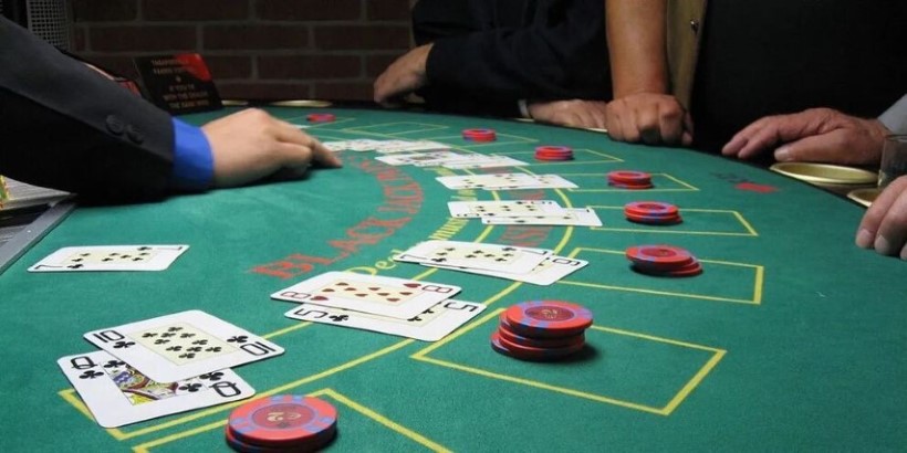 Why is Baccarat a More Enjoyable Game to Play Than Blackjack?
